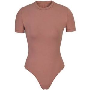 NWOT SKIMS Cotton Jersey T-Shirt Bodysuit in Rose Clay